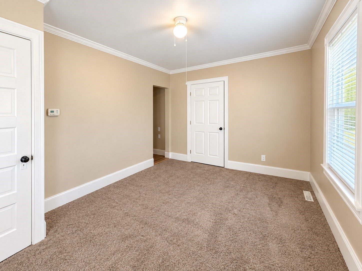 1403 Worcester St, Springfield, MA Photo #10