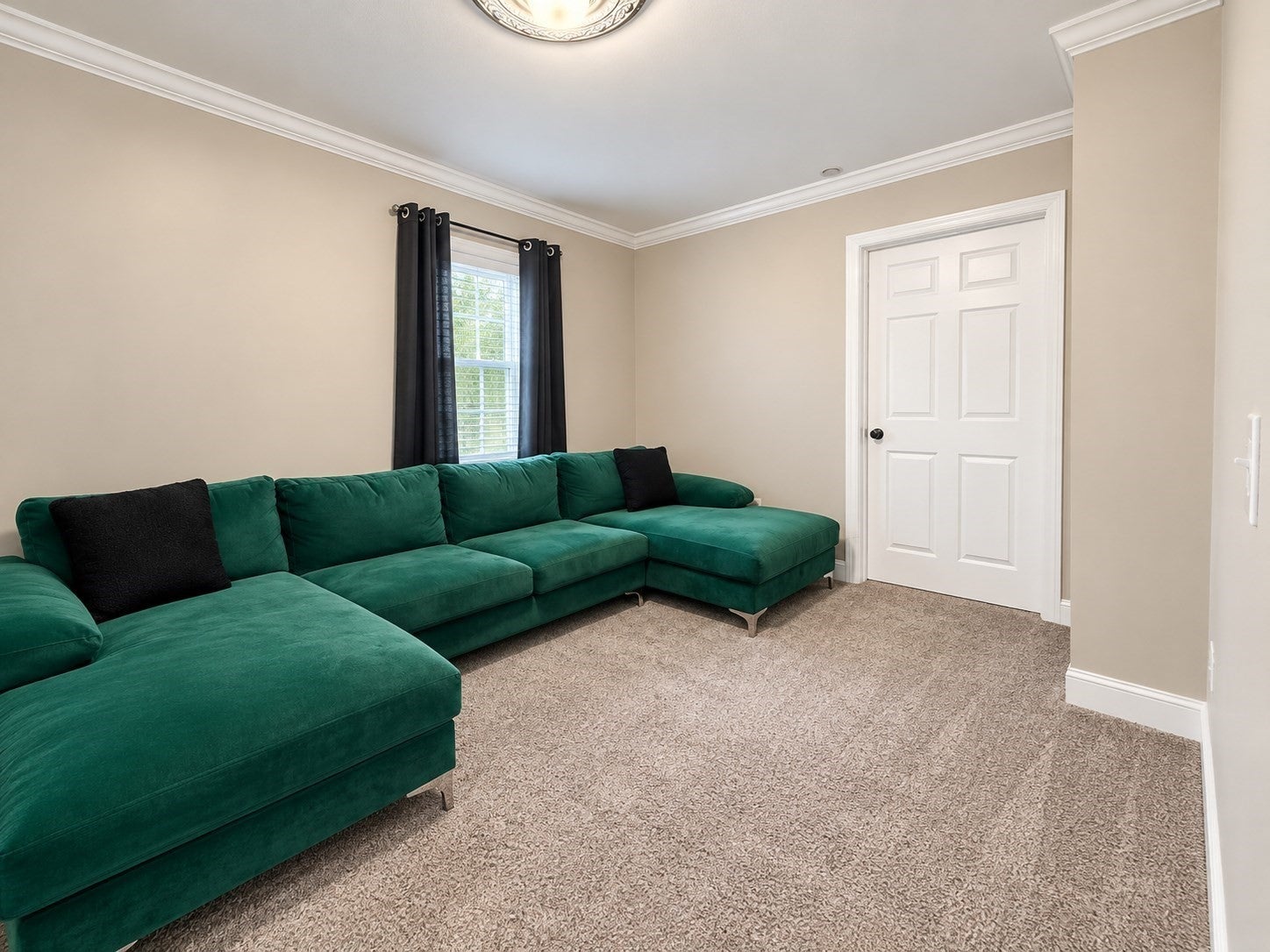 1403 Worcester St, Springfield, MA Photo #6