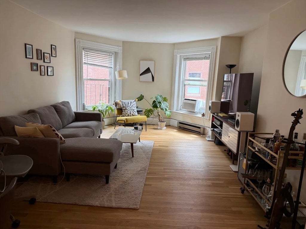 220 Newbury ST #10, Boston, MA, 220 Newbury ST #10, Boston, MA Photo #3