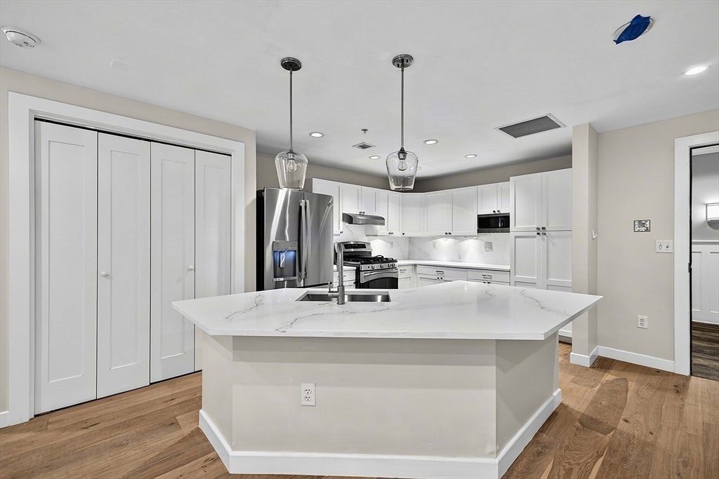 132 Chief Justice Cushing Hwy #214, Cohasset, MA, 132 Chief Justice Cushing Hwy #214, Cohasset, MA Photo #2