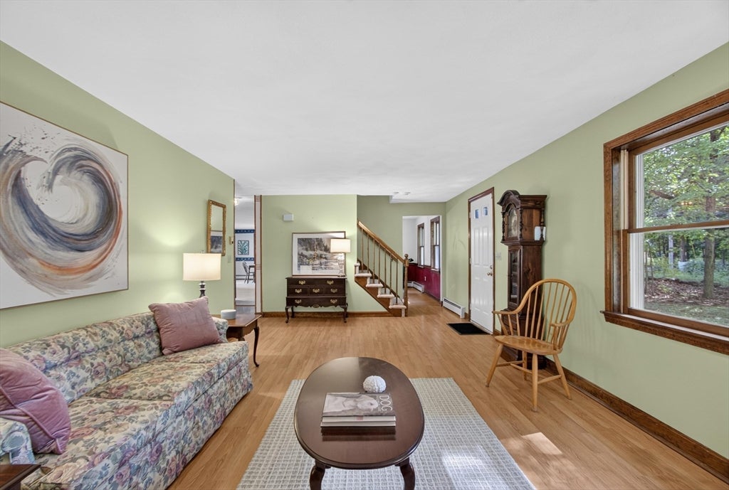 240 Taylor St, Littleton, MA Photo #3