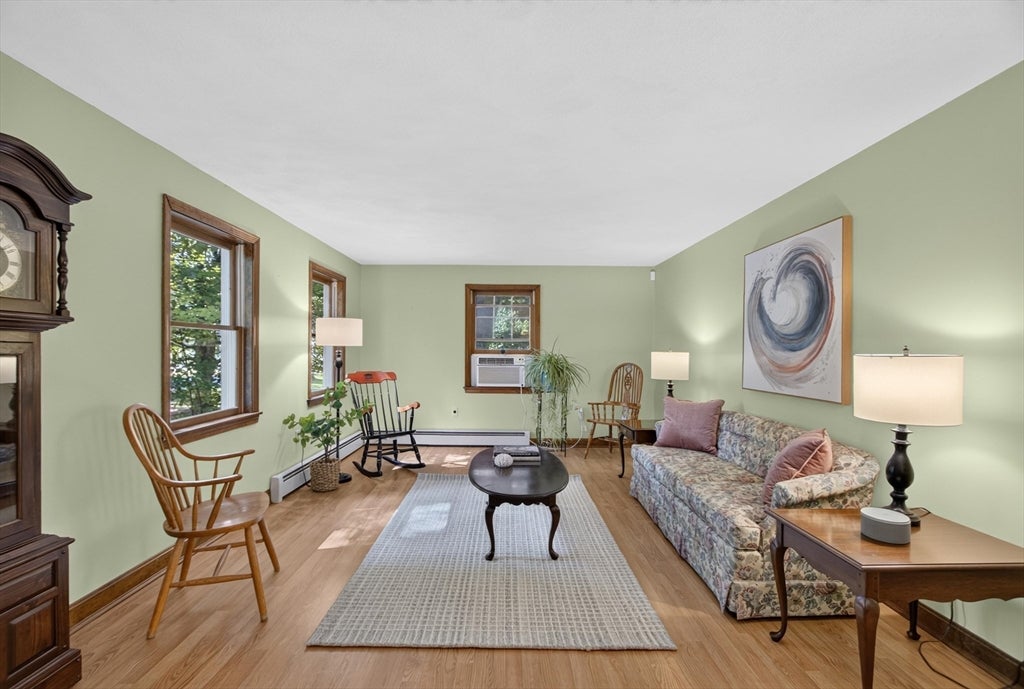 240 Taylor St, Littleton, MA Photo #2