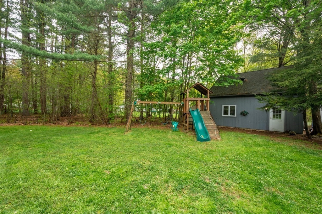 35 Blueberry Lane, Reading, MA Photo #31