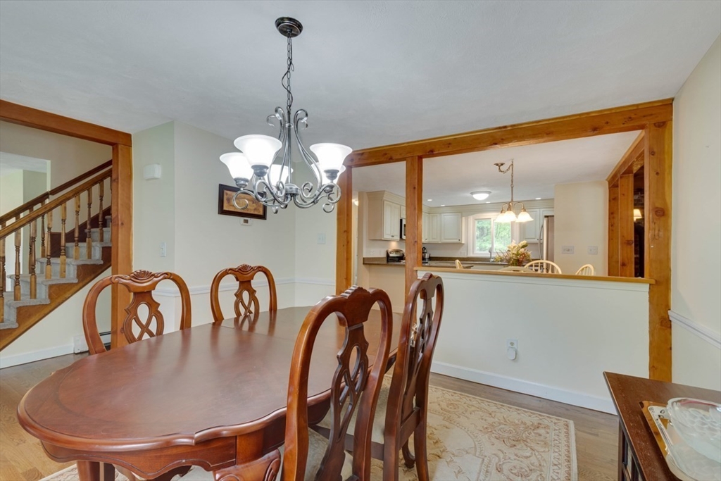 35 Blueberry Lane, Reading, MA Photo #10