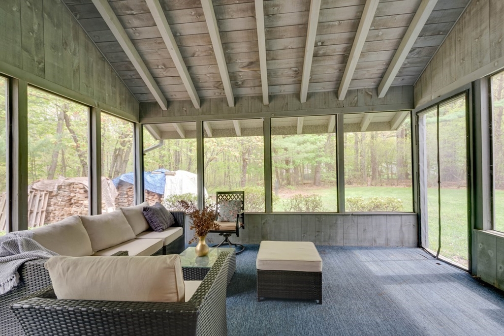 35 Blueberry Lane, Reading, MA Photo #28