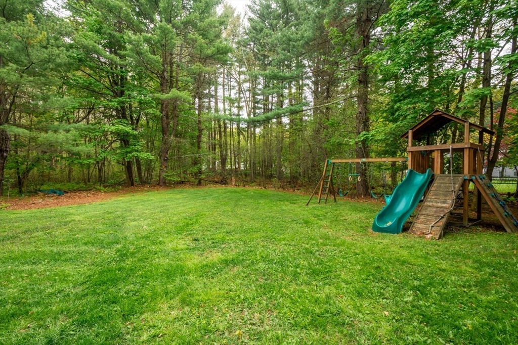 35 Blueberry Lane, Reading, MA Photo #33