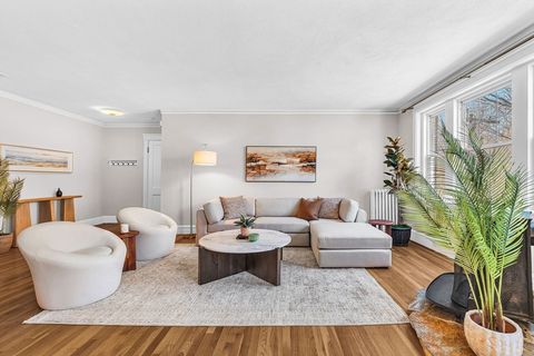 Photo of 50 Lancaster Ter #4, Brookline, MA 02446 (MLS # 73500129)