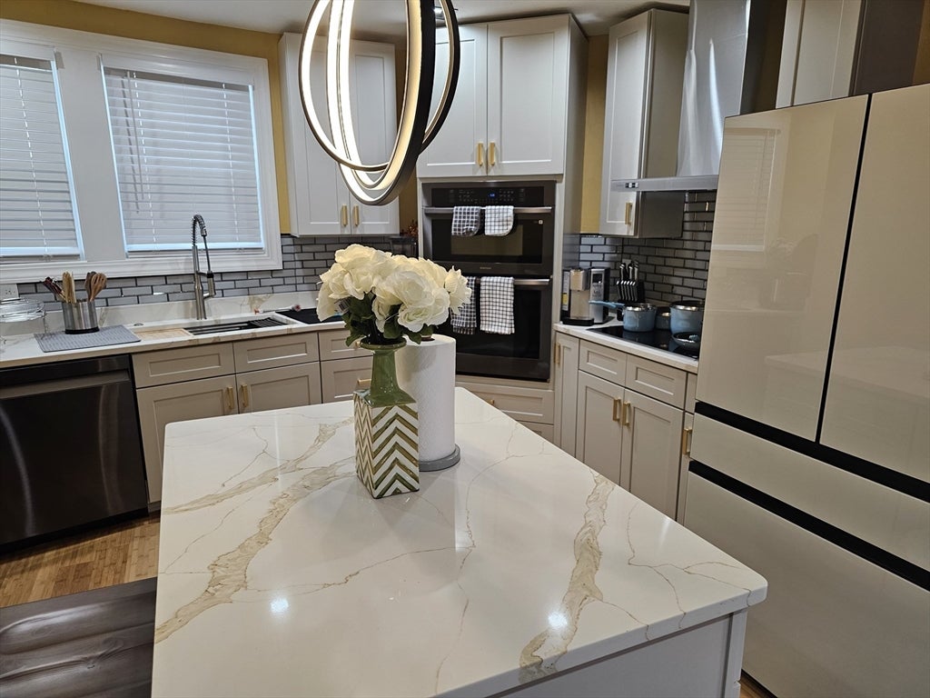 5 Scrimgeour Rd, Worcester, MA, 5 Scrimgeour Rd, Worcester, MA Photo #5