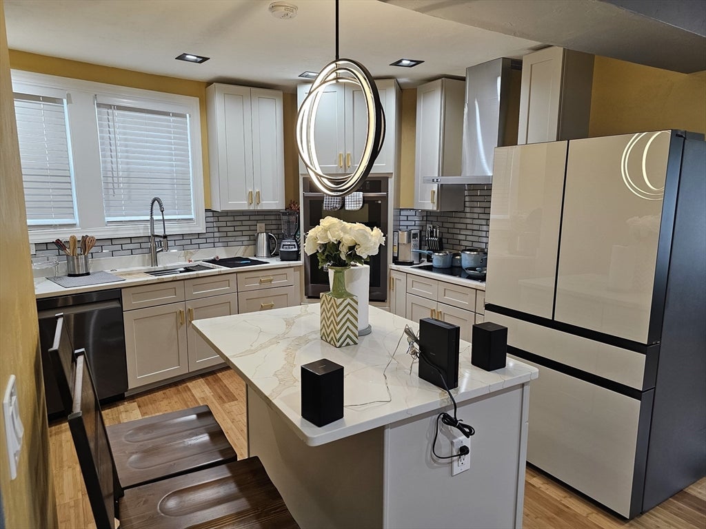 5 Scrimgeour Rd, Worcester, MA, 5 Scrimgeour Rd, Worcester, MA Photo #4