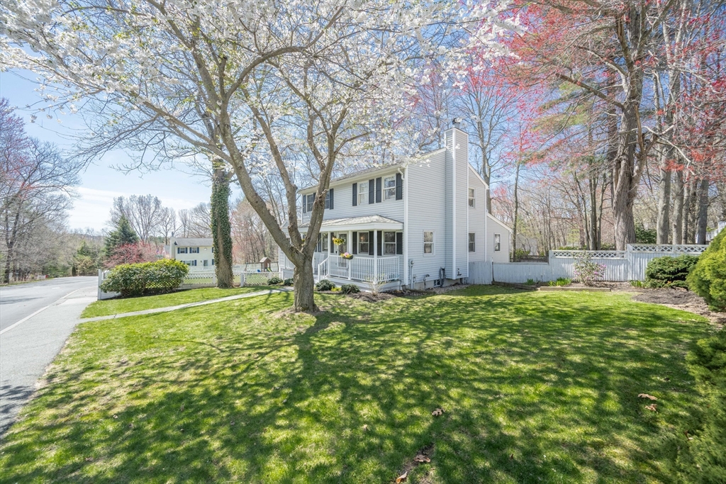 9 Hawkes Ave