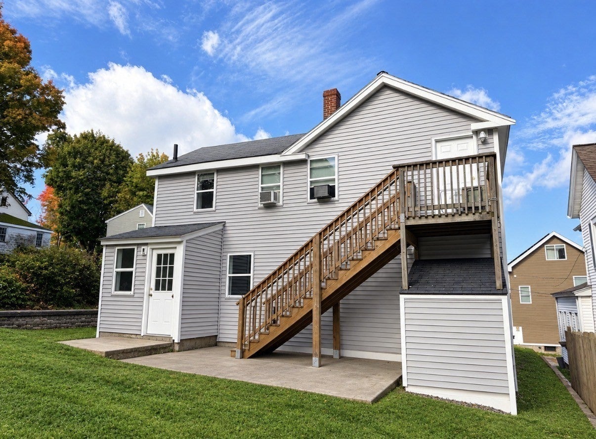 Photo of 58 Emmett St, Marlborough, MA