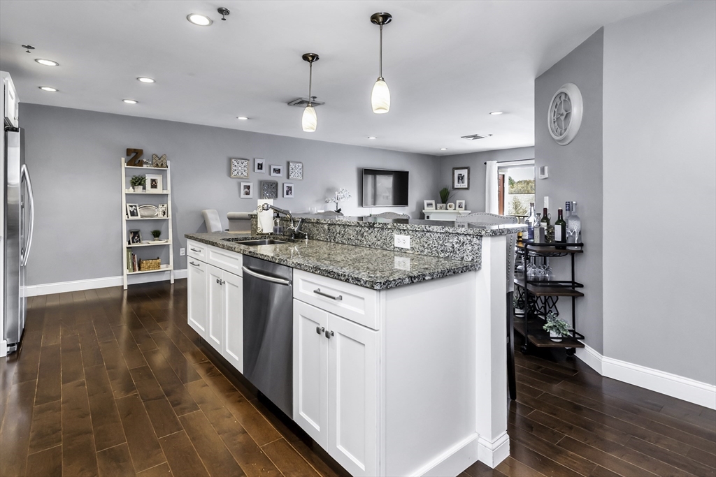 128 Hunters Run Pl 128