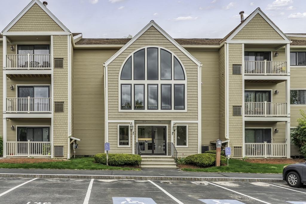 128 Hunters Run Pl 128