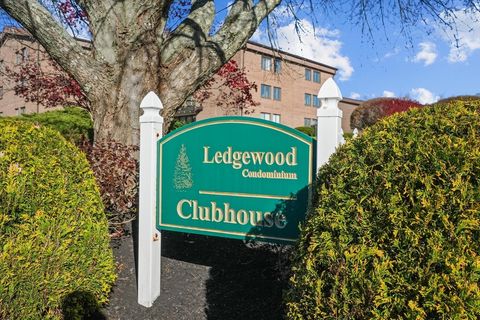 9 Ledgewood Way 6 Peabody MA 01960
