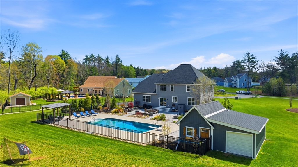 10 Fitch Farm Way
