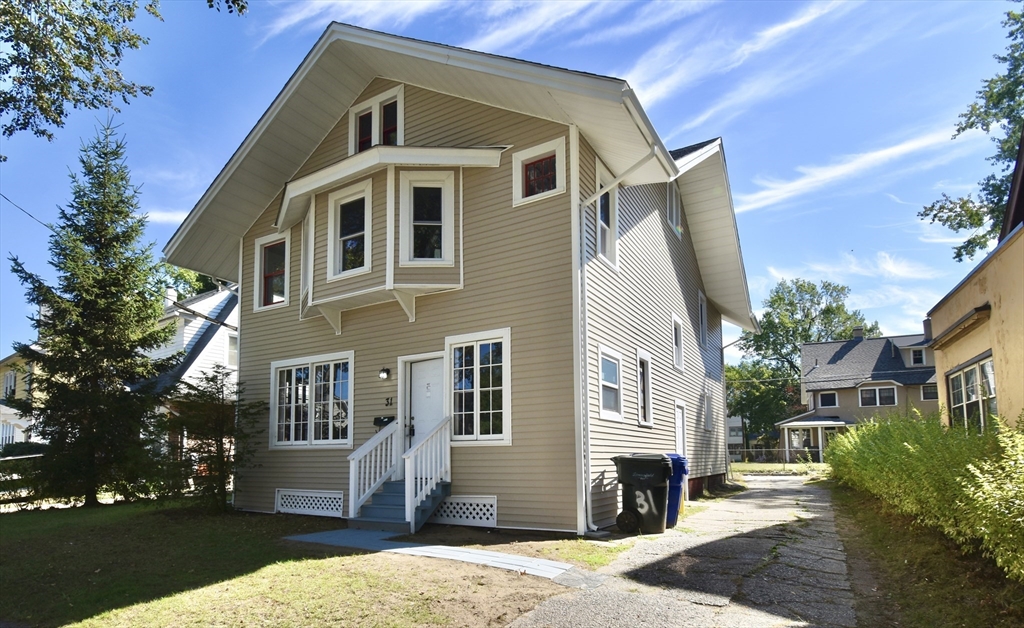 31 Burton St