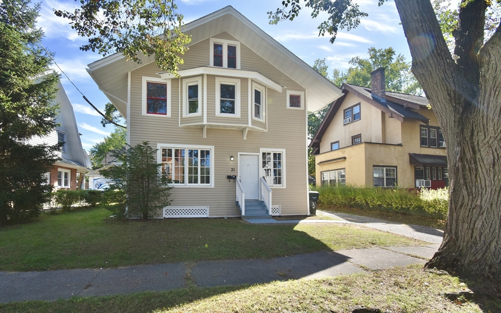 31 Burton St
