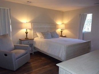 280 Chocolog RD, Uxbridge, MA Photo #12