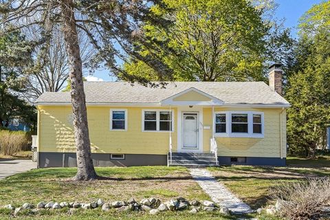 Photo of 139 Summer St, Framingham, MA 01701 (MLS # 73510455)