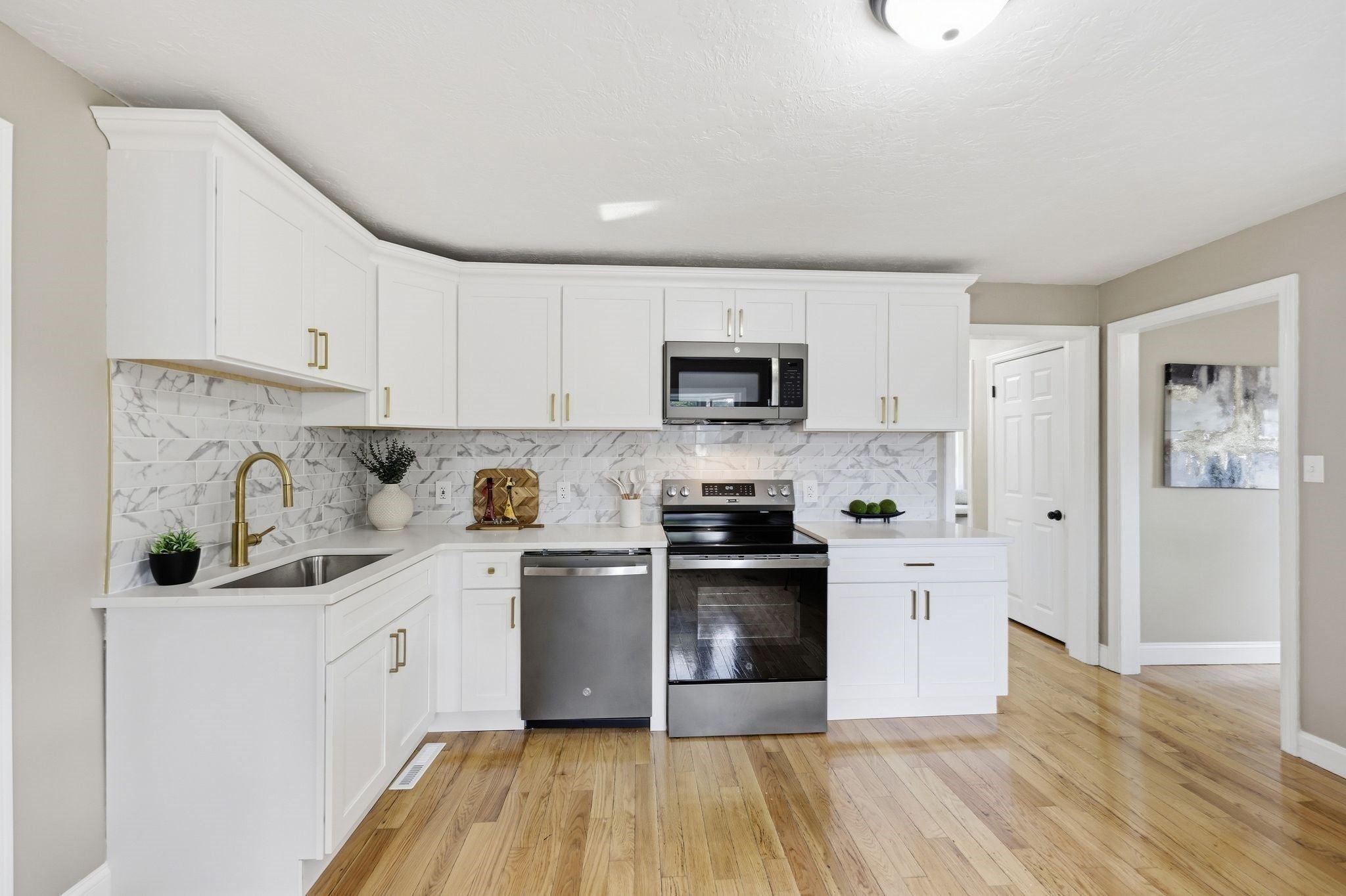 19 Cherry Street, Agawam, MA, 19 Cherry Street, Agawam, MA Photo #5