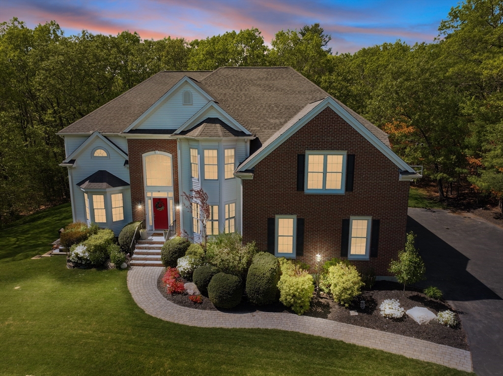 38 Blueberry Ln