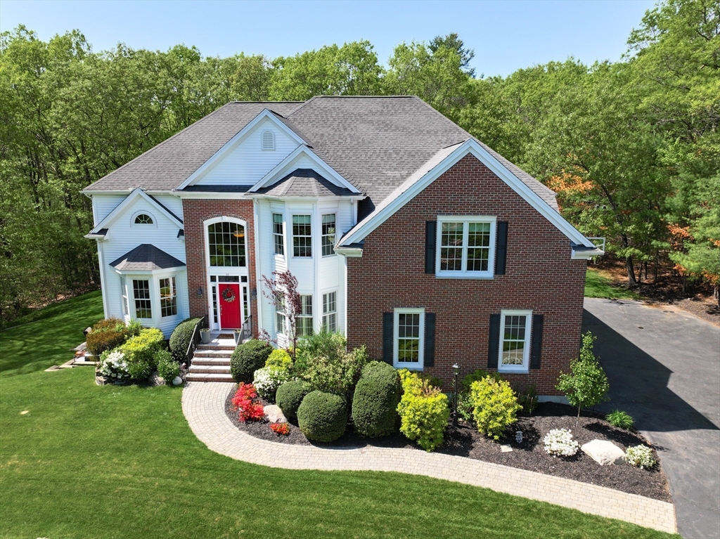 38 Blueberry Ln