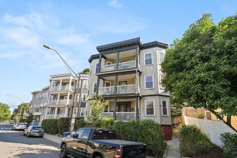 Photo of 427 Medford Street #2, Somerville, MA 02145 (MLS # 73467133)