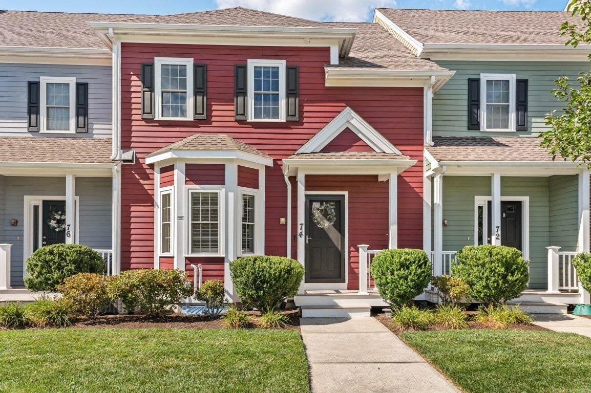 74 Meetinghouse Road 74, Norfolk MA 02056