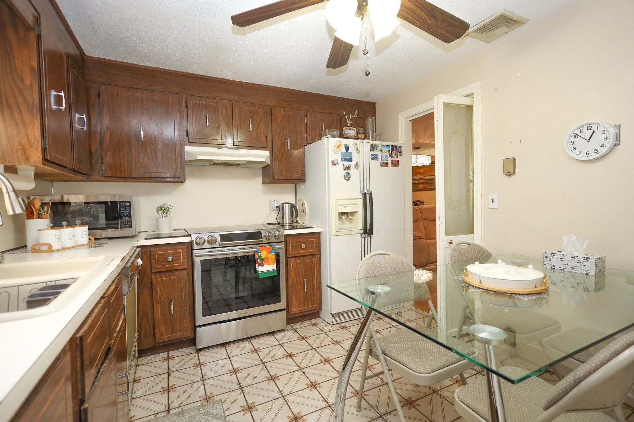 82-84 Sylvia ST, Arlington, MA Photo #19