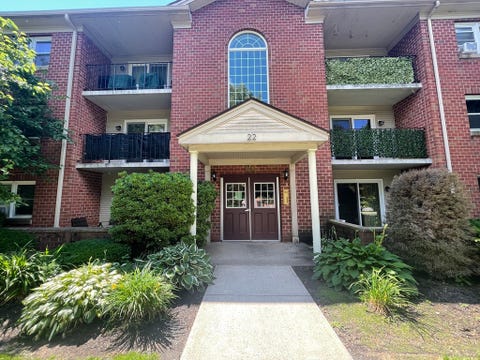 Photo of 22 Maple Crest Circle #D, Holyoke, MA 01040 (MLS # 73541403)