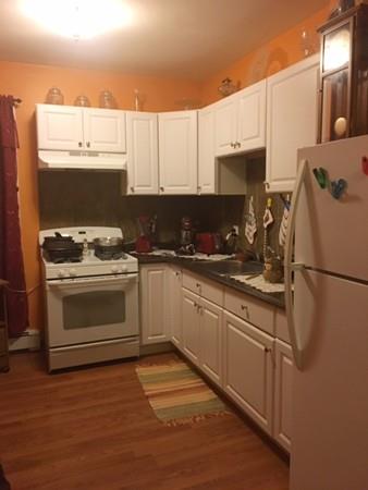 110 7th St