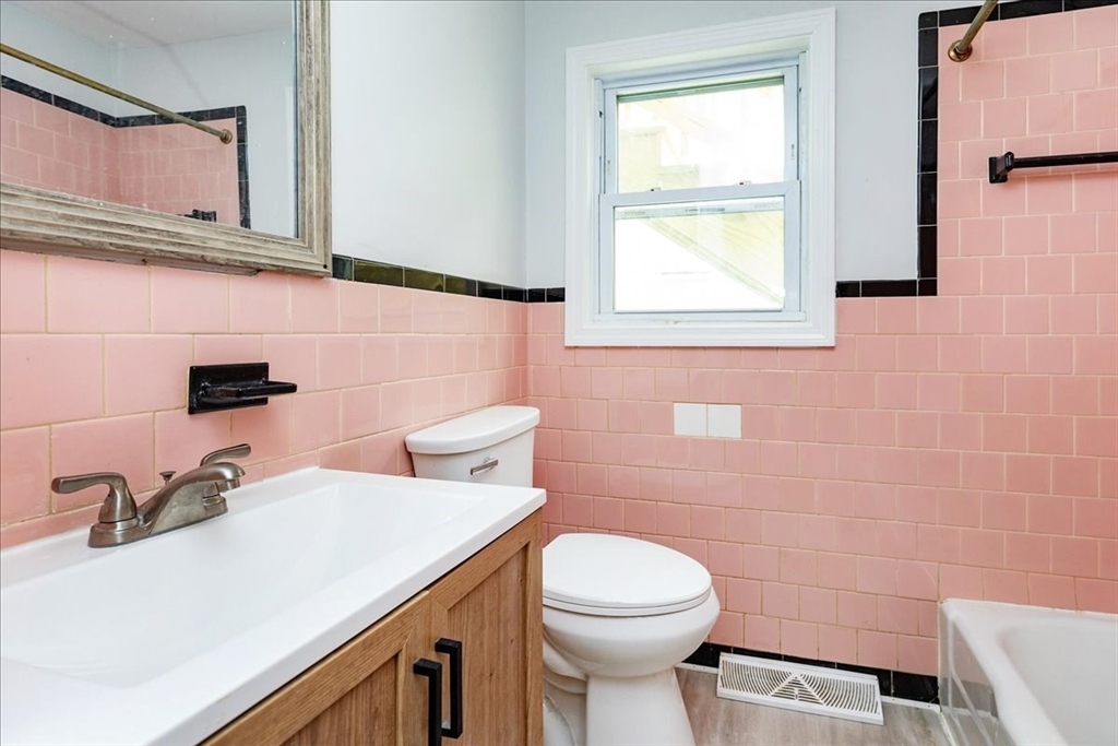 38 Warren St, Revere, MA Photo #15