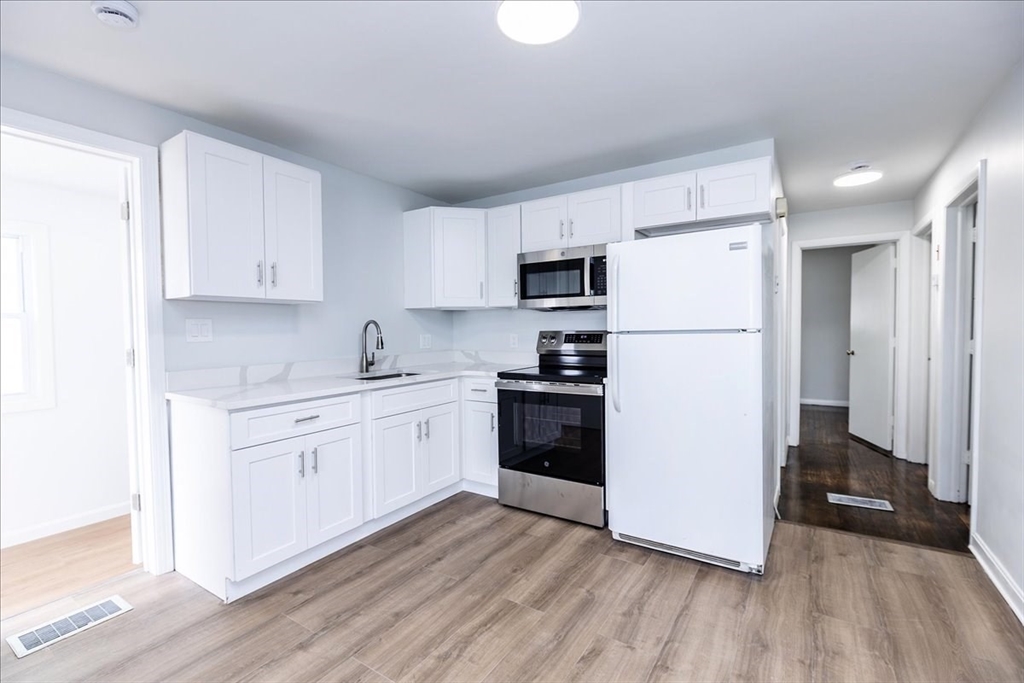 38 Warren St, Revere, MA Photo #8