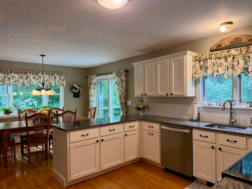 95 Sandgully Rd North Rd, Deerfield, MA Photo #20