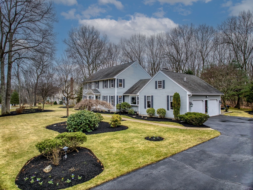 3 Deerfield Way