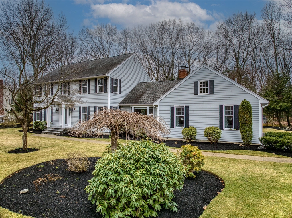 3 Deerfield Way