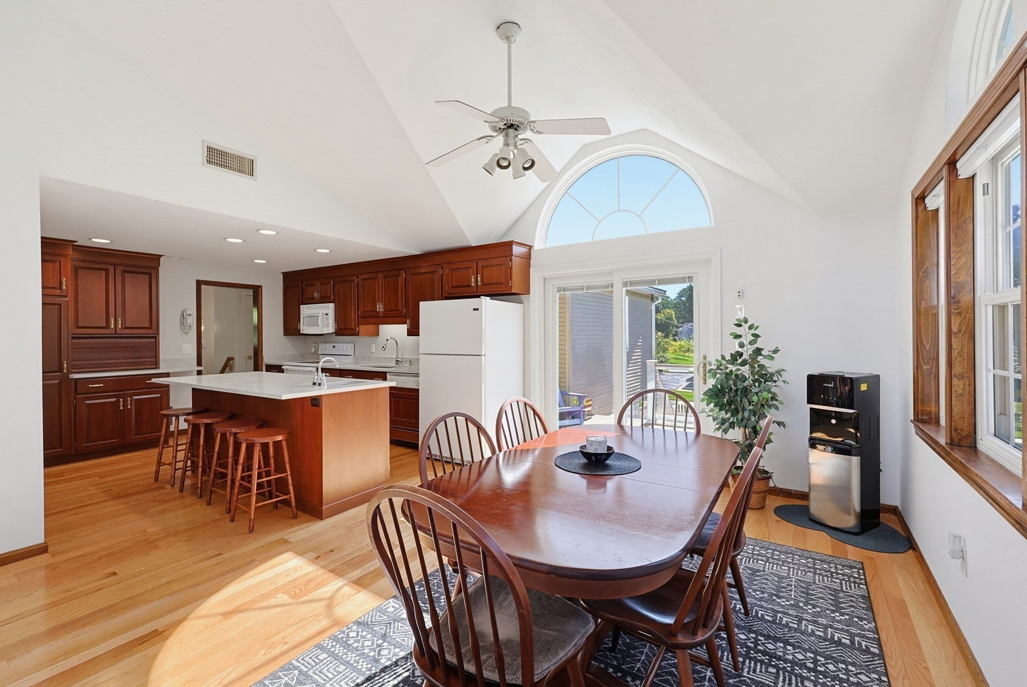 18 Princeton St, Peabody, MA, 18 Princeton St, Peabody, MA Photo #5