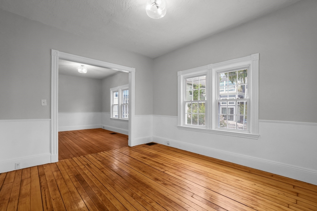 166 Grinnell St