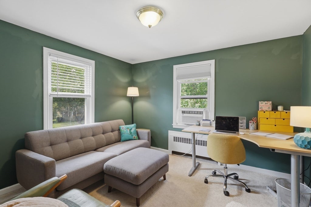 28 Hilltop Circle, Worcester, MA Photo #16