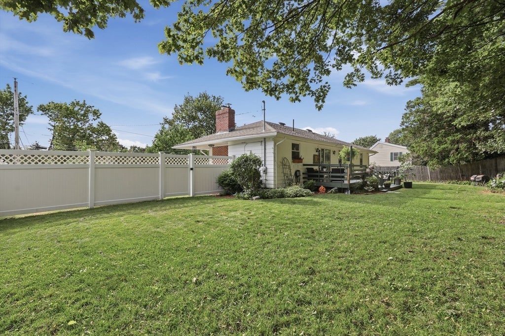 28 Hilltop Circle, Worcester, MA Photo #28