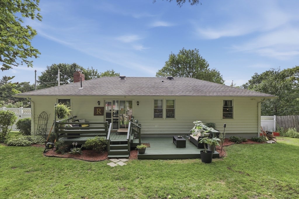 28 Hilltop Circle, Worcester, MA Photo #23