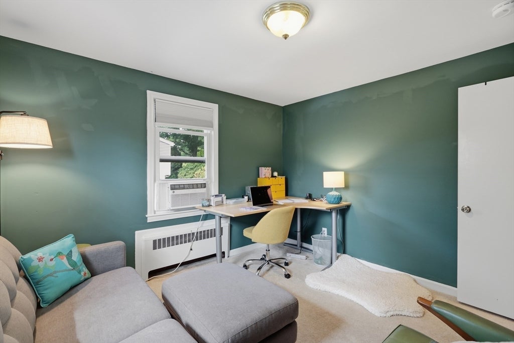 28 Hilltop Circle, Worcester, MA Photo #17