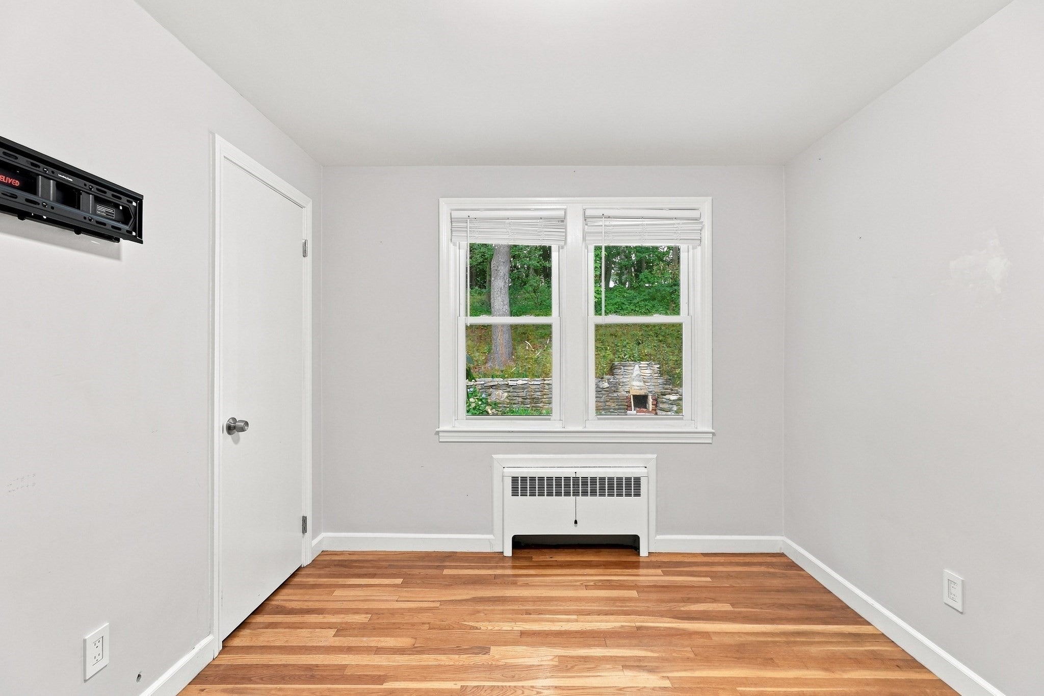 28 Hilltop Circle, Worcester, MA Photo #20
