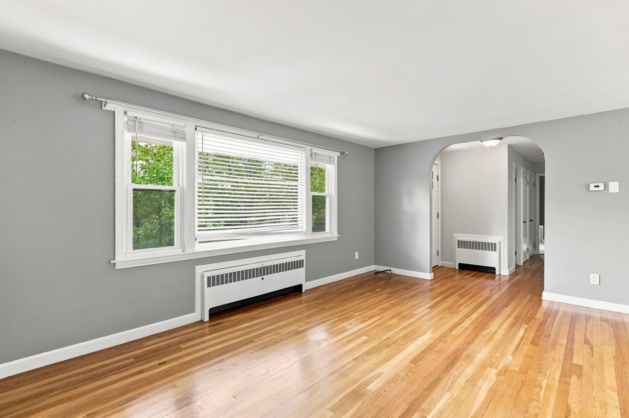 28 Hilltop Circle, Worcester, MA Photo #16