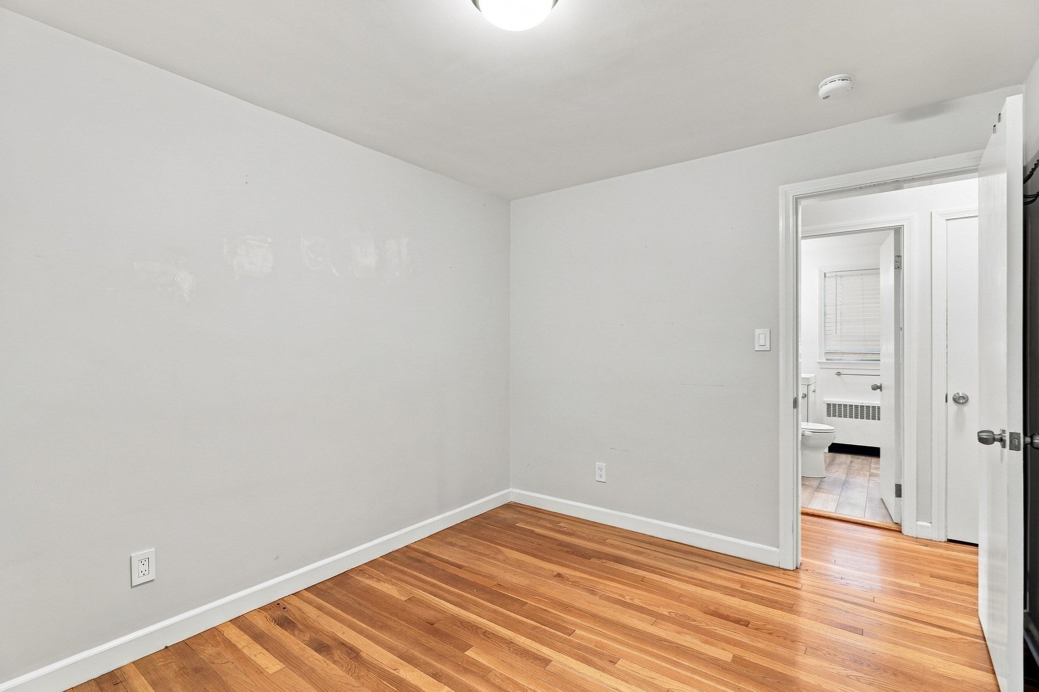 28 Hilltop Circle, Worcester, MA Photo #23