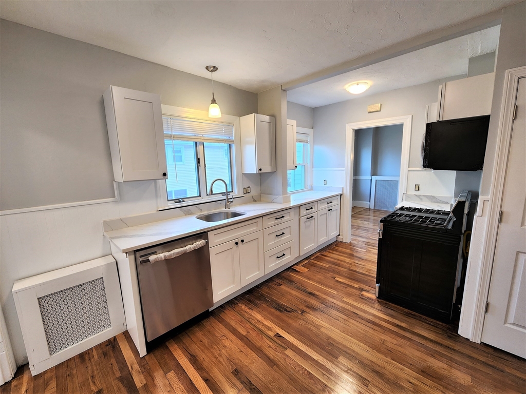 98 Irving St 1