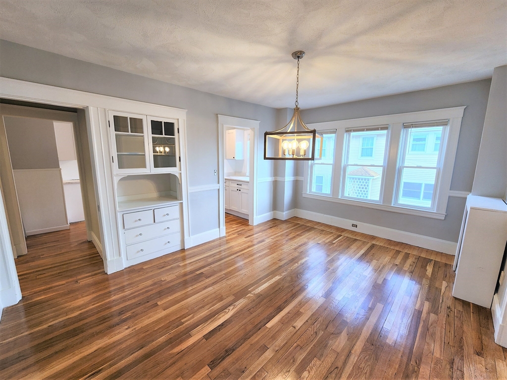 98 Irving St 1