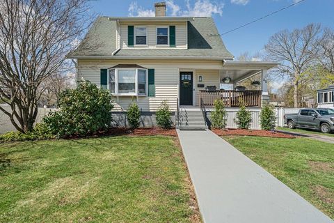 Photo of 22 Everett St, Rockland, MA 02370 (MLS # 73505087)