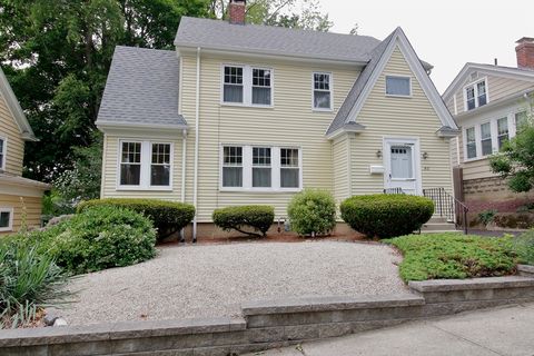 53 Dexterdale Rd Providence RI 02906