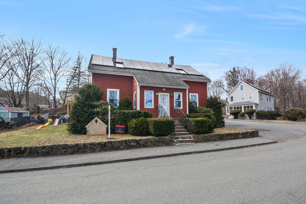 19-21 Cemetery St
